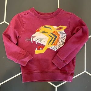 Boys maroon tiger sweatshirt.
